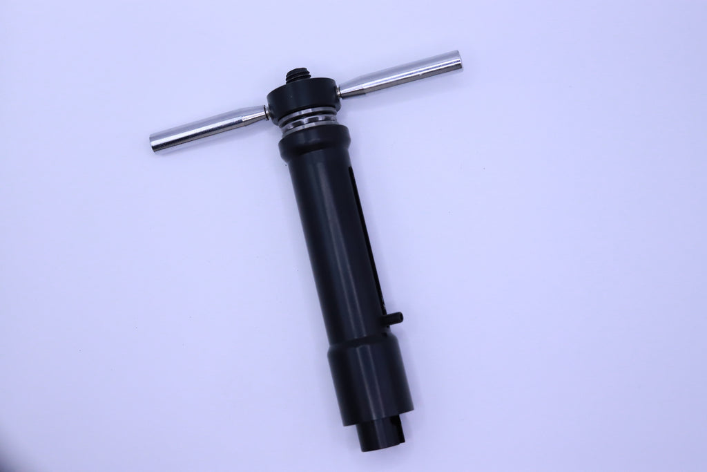 Small zipper pull